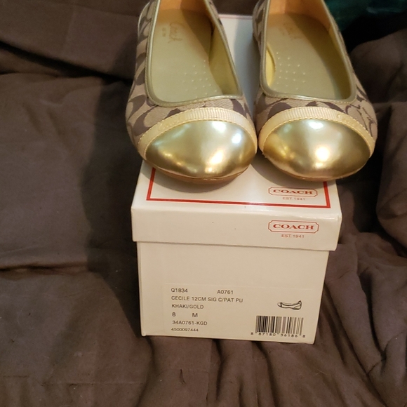 Coach Cecile Khaki Tan size 8 NEW with Box - Picture 2 of 6